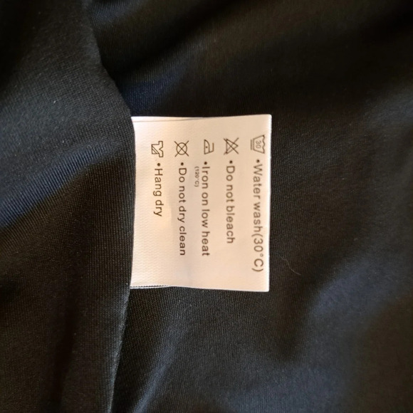 ReoRia Seamless Black Cropped Tank Sleeveless Size 2XL - Picture 7 of 7